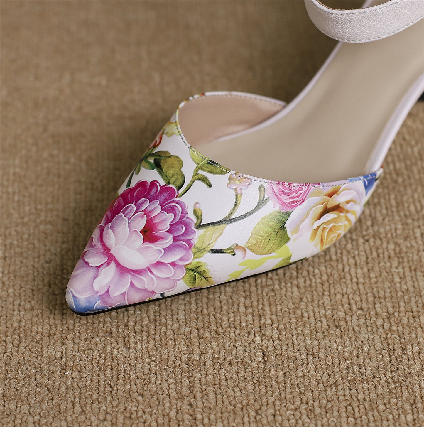 Nine Seven Women's Pointed Toe Flower Print Genuine Leather Handmade Buckle Low Chunky Heel Sandal Pumps