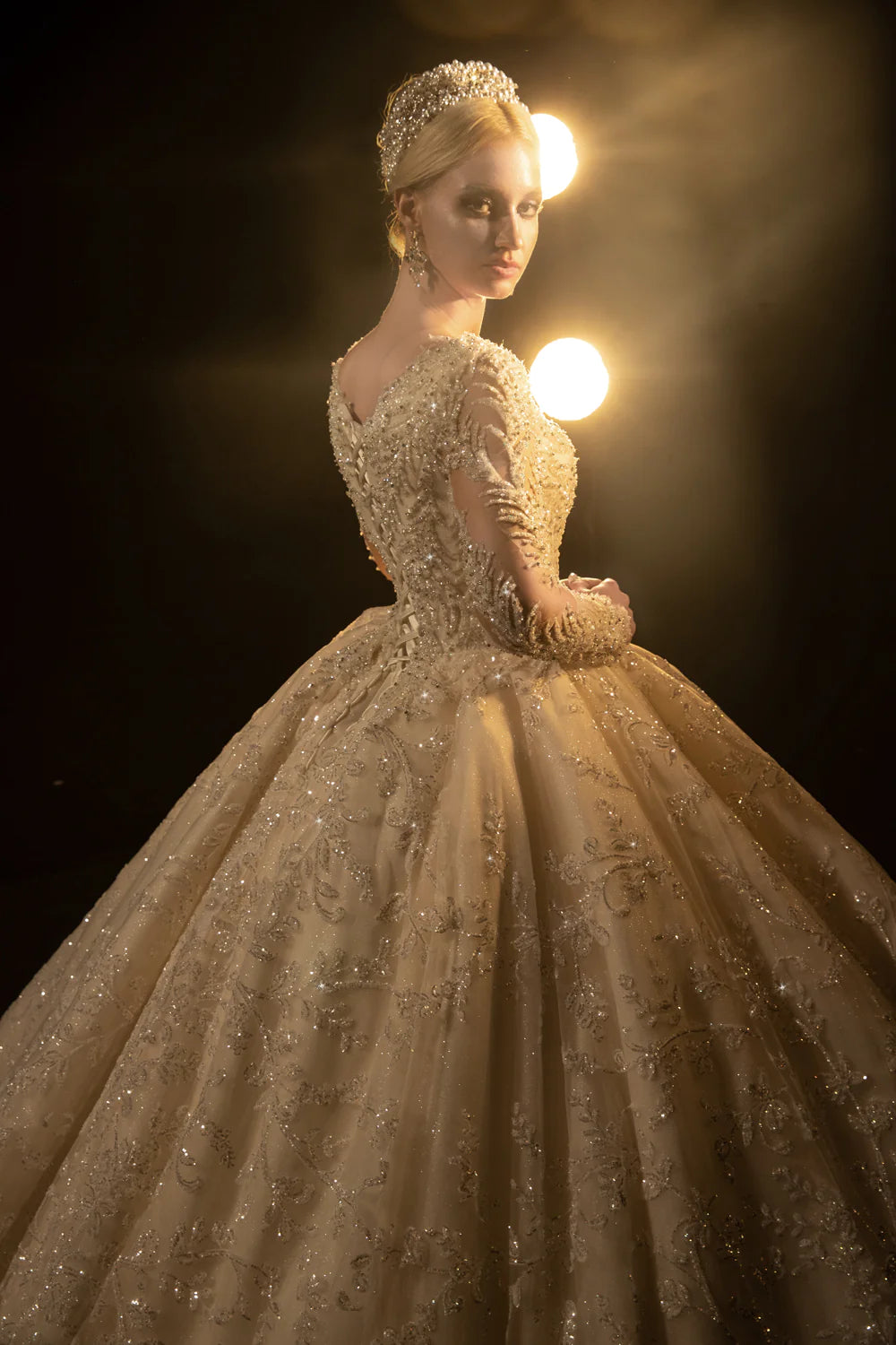 BelaCustom Long Sleeves Sparkly Sequin Lace Appliques Square Neck Bridal Ball Grown Wedding Dress Customization