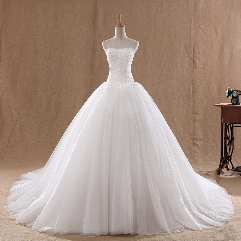 Nine Seven Appliques Sleeveless Lace Up A-Line Wedding Dress