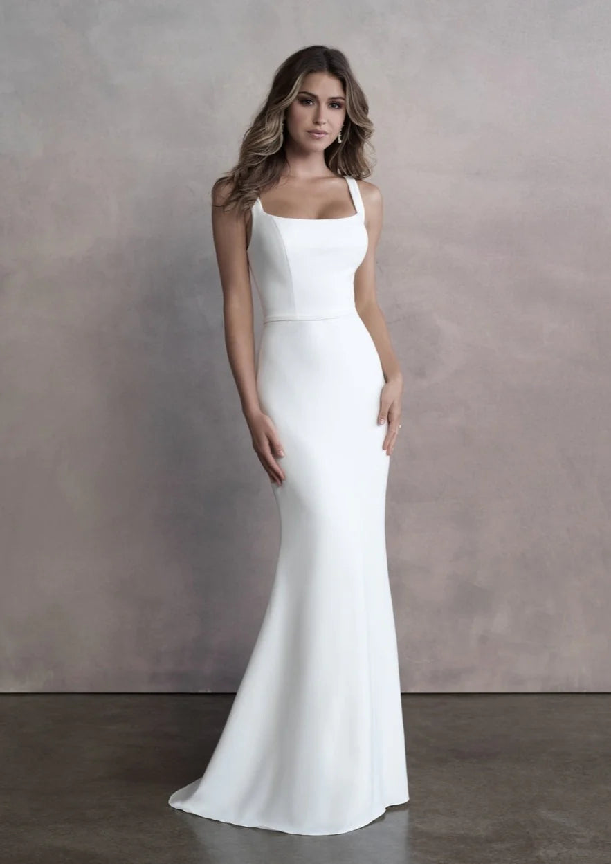 Nine Seven Straps Square Neck Buttons Modern Simple Design Lawn Beach Sheath Wedding Dress Customization
