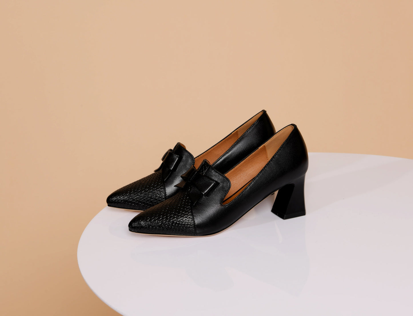 Nine Seven Women's Handmade Genuine Leather Pointed Toe Bowknot Elegant Spool Heel Pumps Shoes