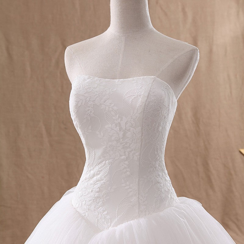 BelaCustom Appliques Sleeveless Lace Up A-Line Wedding Dress