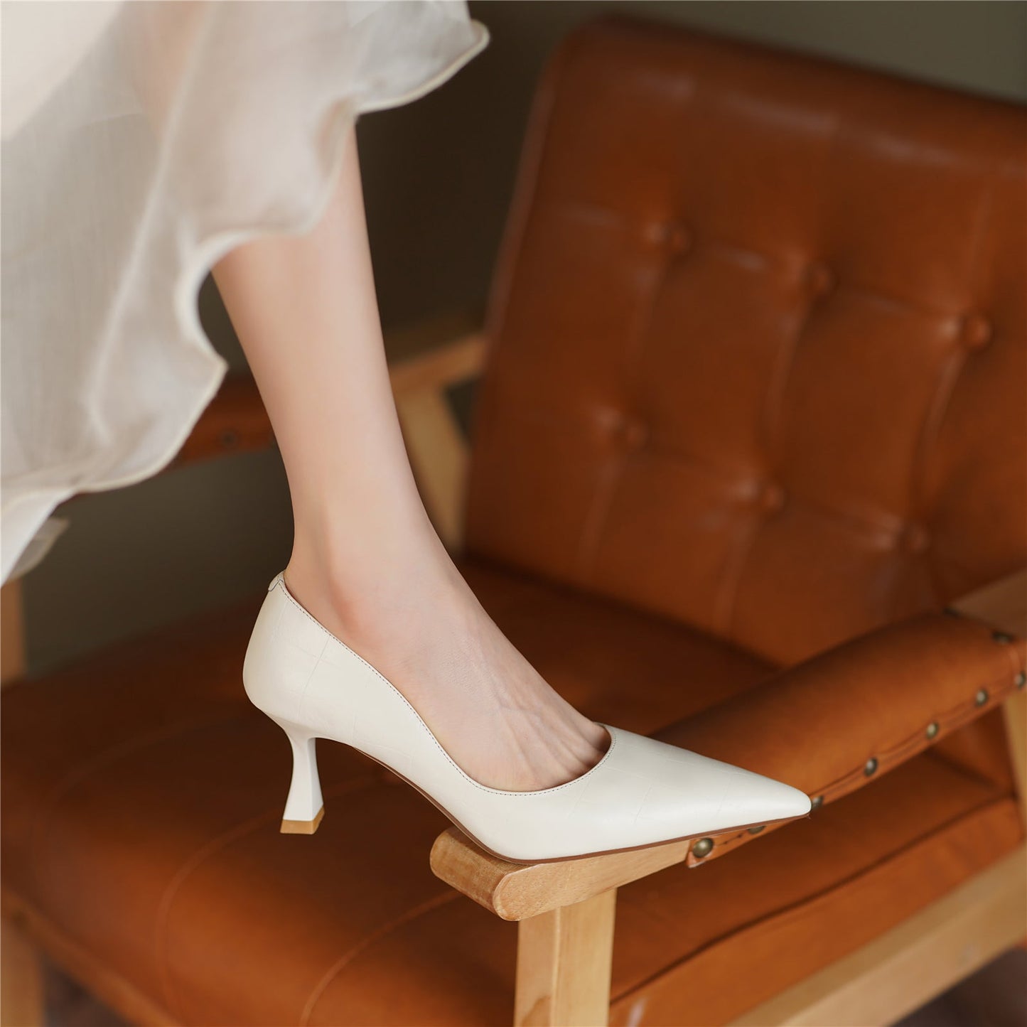 Women's Genuine Leather Handmade Pointed Toe Slip On Mid Heel Dress Pumps